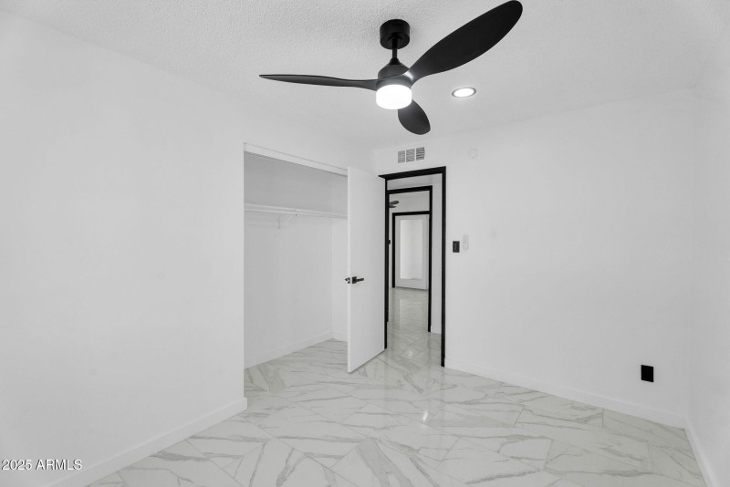 31-web-or-mls-10908 N 88th Dr -35