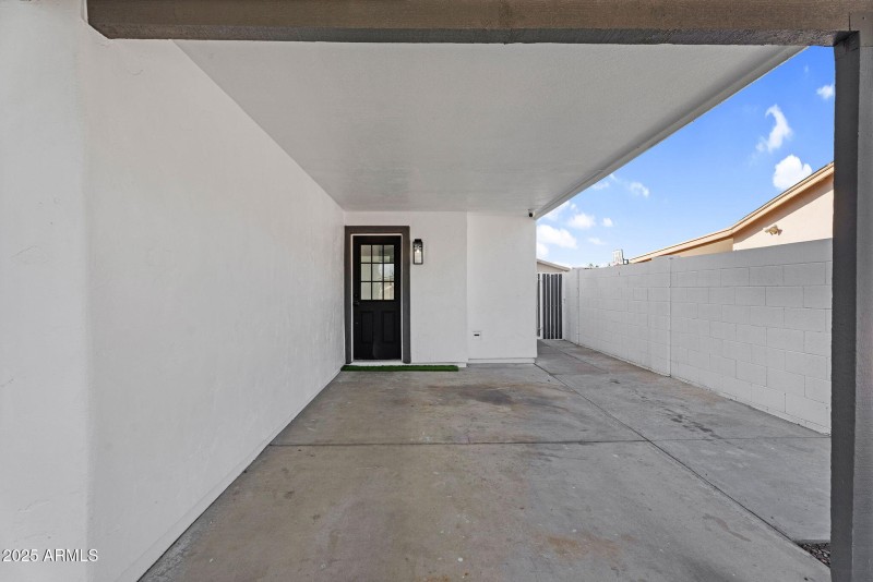 36-web-or-mls-10908 N 88th Dr -36