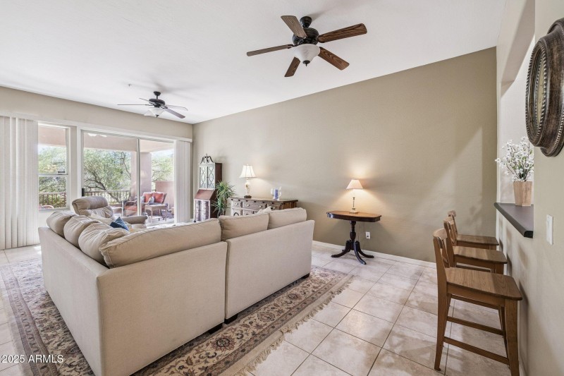 7-web-or-mls-11731-n-135th-pl