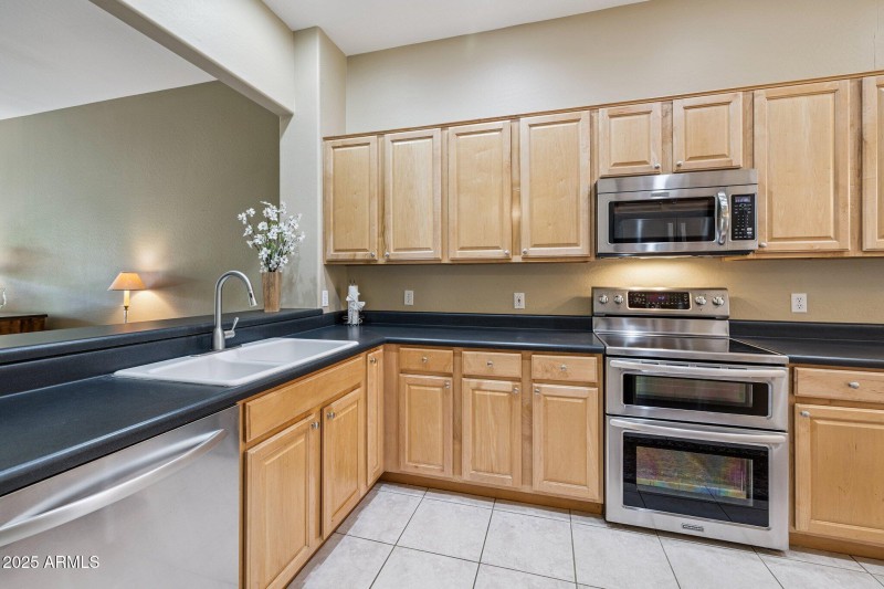 13-web-or-mls-11731-n-135th-pl