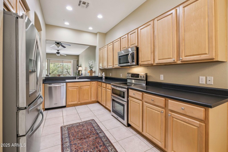 14-web-or-mls-11731-n-135th-pl