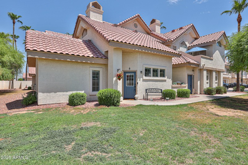 Entrance from Common Area