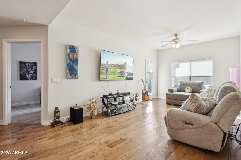 3-web-or-mls-5350-e-deer-valley-dr-4267