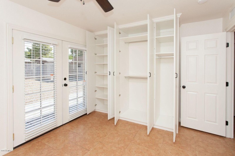 Primary Bedroom Closet