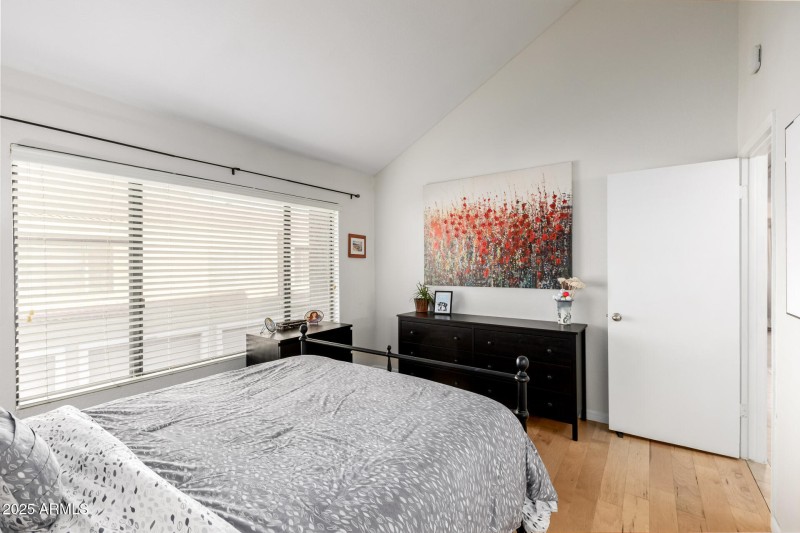 5122 E Shea Blvd 2097