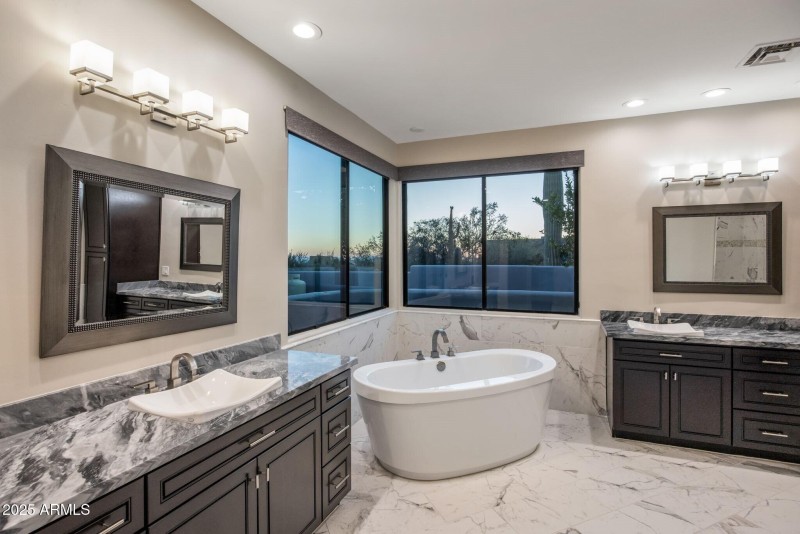 031_Primary Bath Views