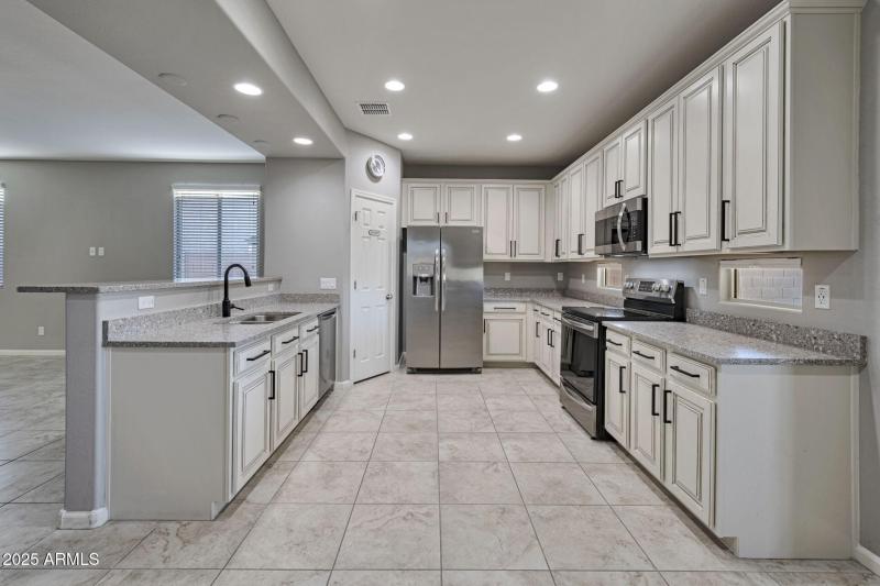 27278N77thAve_WS (8)