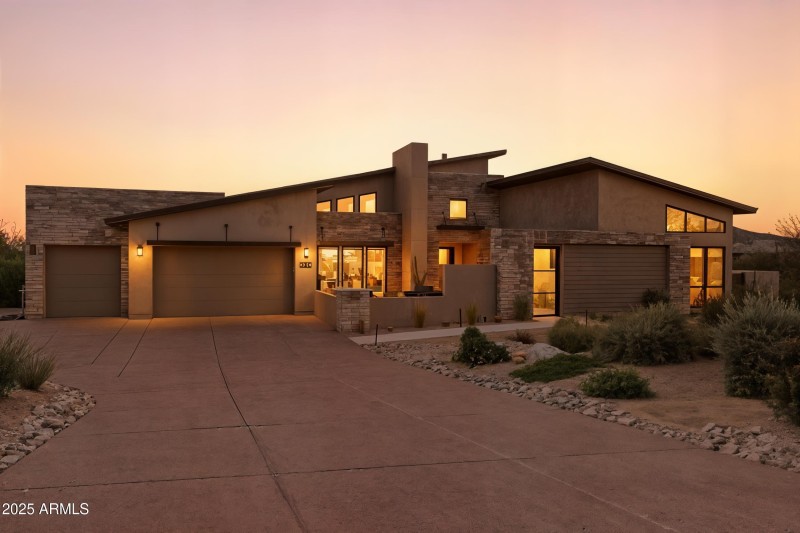 2_twilight_10508186_1764713691010