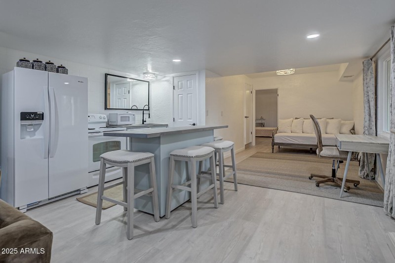 Guest Quarters - Kitchen (1)