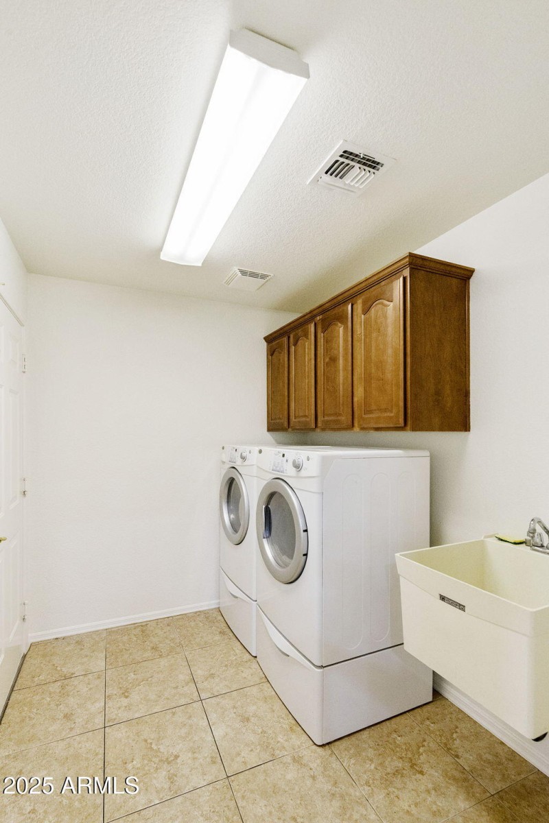 24-web-or-mls-DLB_9764 - Copy - Copy