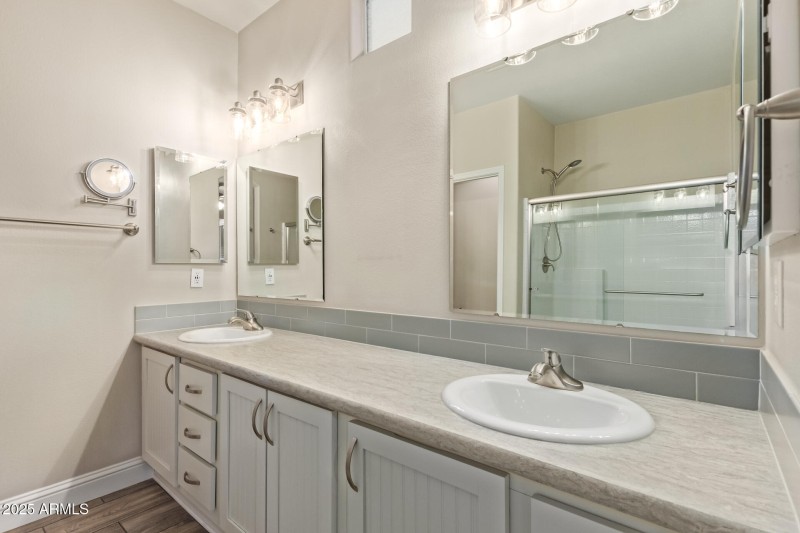 3301 S Goldfield RD 6039