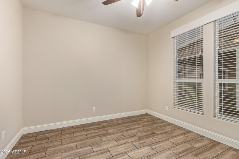 3301 S Goldfield RD 6039