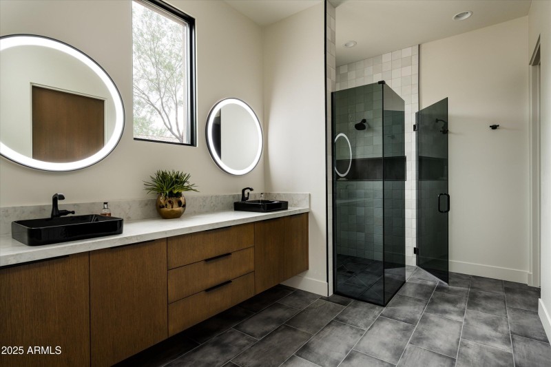 36-WRV10 - 8152 E Tortuga View Ln-35