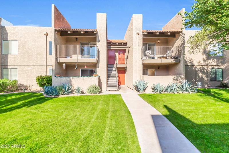 5525 E Thomas Rd F9-4