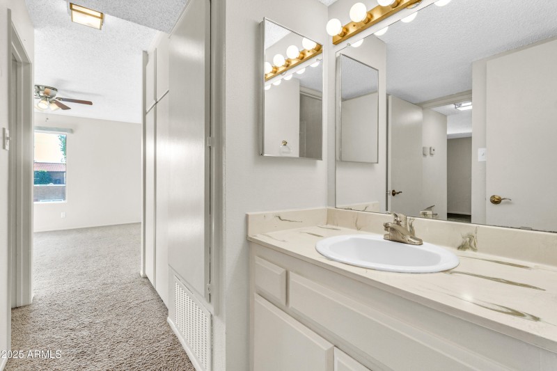 5525 E Thomas Rd F9-21