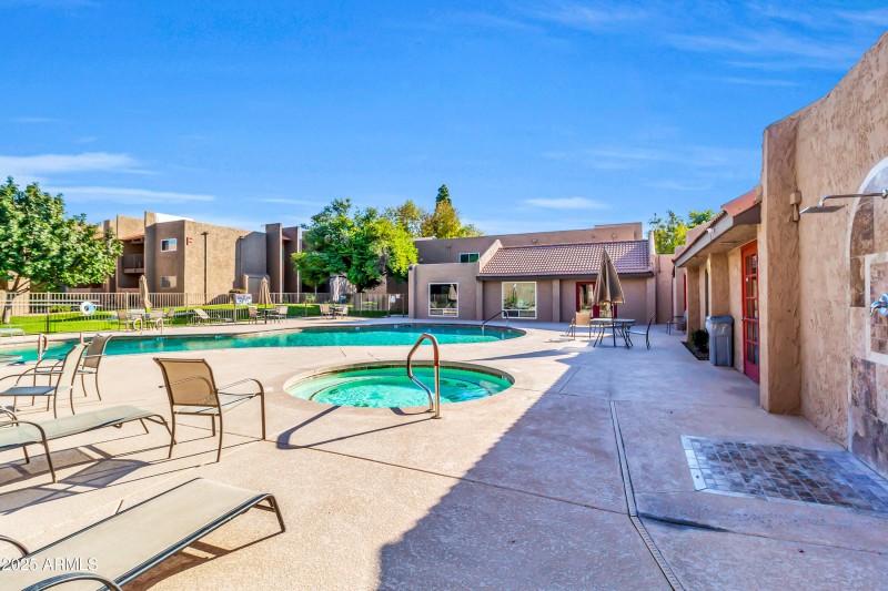 5525 E Thomas Rd F9-30