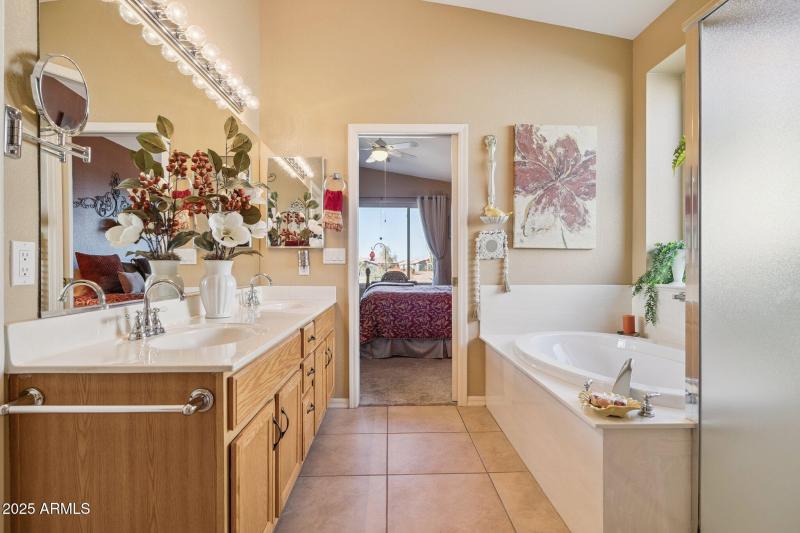 22-web-or-mls-6740-s-fairway-dr
