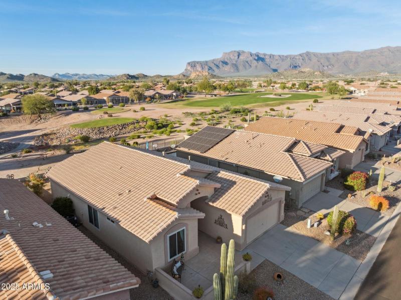 44-web-or-mls-6740-s-fairway-dr