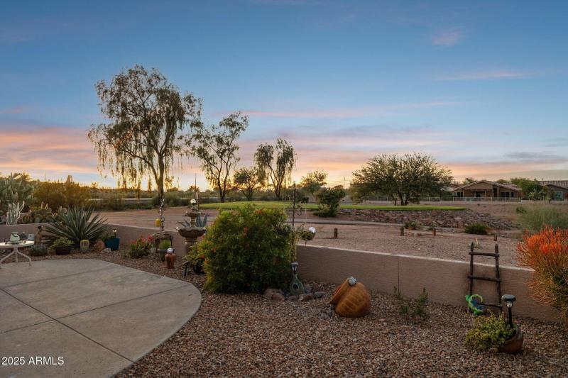 63-web-or-mls-6740-s-fairway-dr