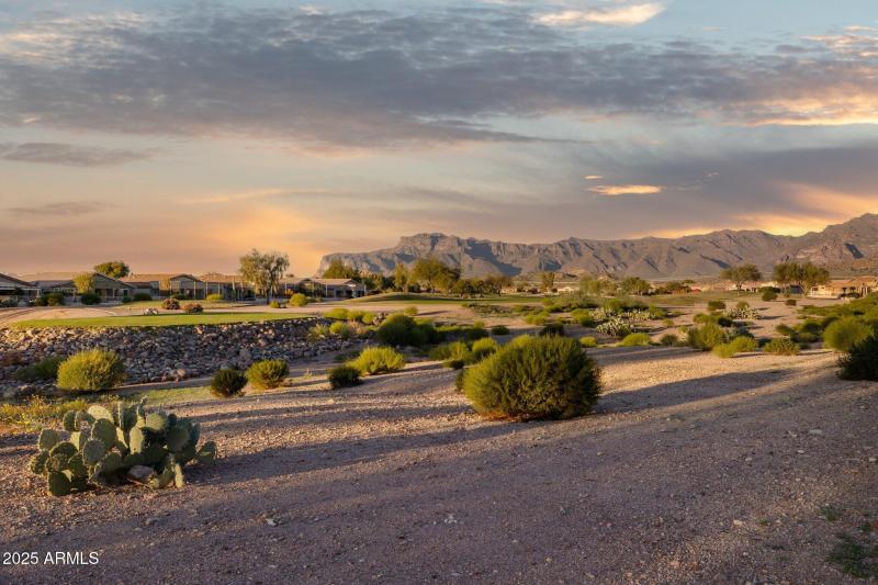 70-web-or-mls-6740-s-fairway-dr