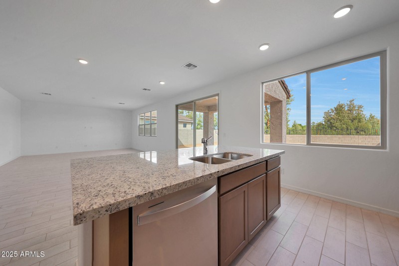 PHX_Landmarke_Lot 1042_Pacific_820_Islan