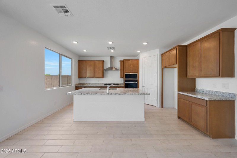 PHX_Landmarke_Lot 1042_Pacific_820_Kitch