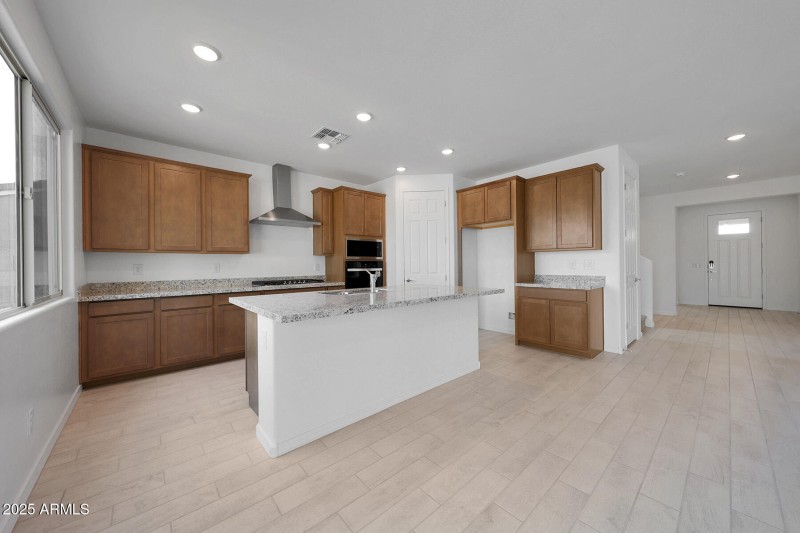 PHX_Landmarke_Lot 1042_Pacific_820_Kitch