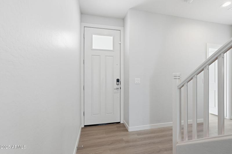 6568 N 15TH DR, Phoenix, AZ 85015