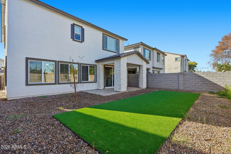 6568 N 15TH DR, Phoenix, AZ 85015