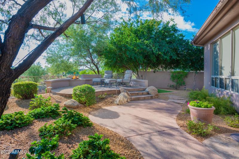 Firepit Seating~