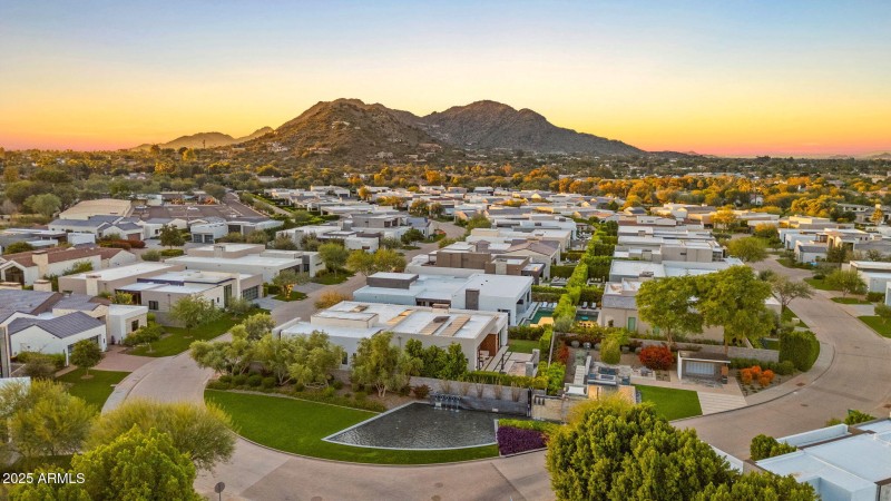 91-web-or-mls-TWILIGHT DRONE9