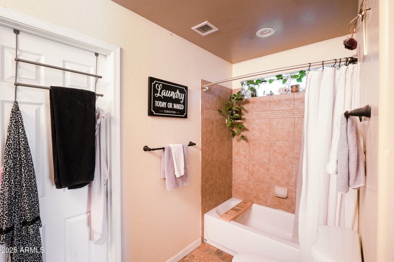 5845 N Bentley Drive - 17