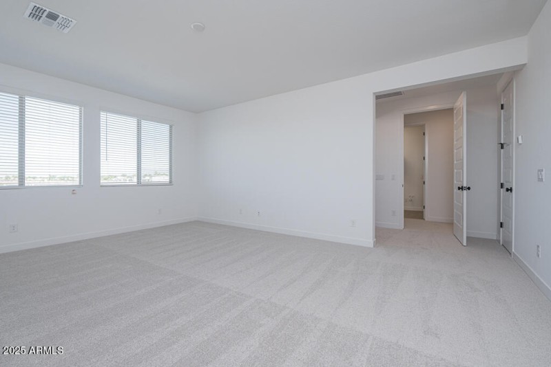 Tri Pointe Terraza 30 - Primary Suite-1M