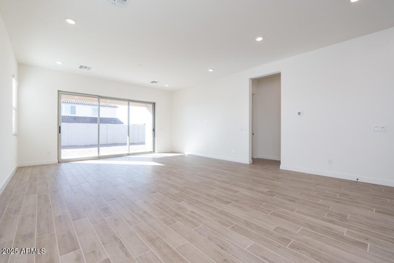 Tri Pointe Terraza 109 - Dining and Grea