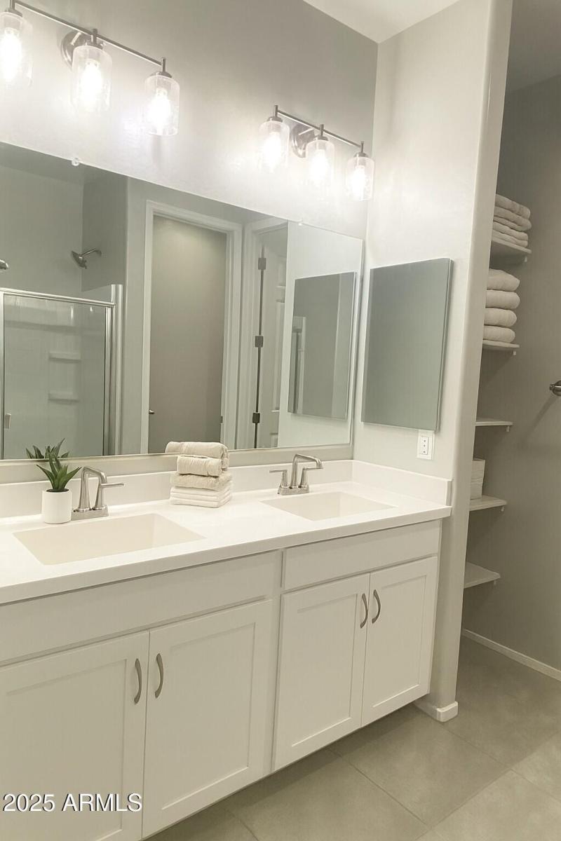 thumbnail_5E7C9605-CB71-43A0-BB9A-CF210E