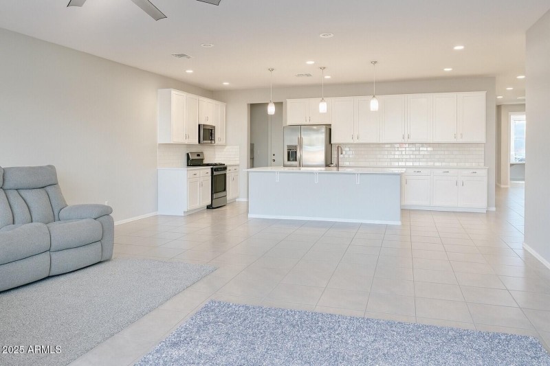 thumbnail_034AD44F-1281-4473-9DB1-809642