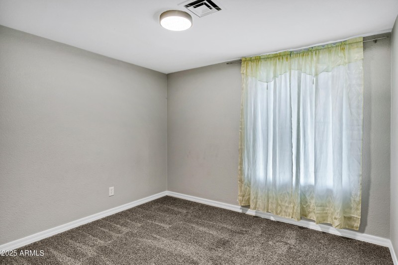 1605 West Mariposa Dr-16