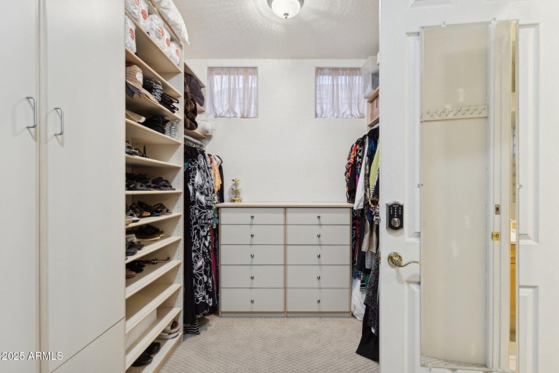 32-web-or-mls-11935-e-parkview-ln