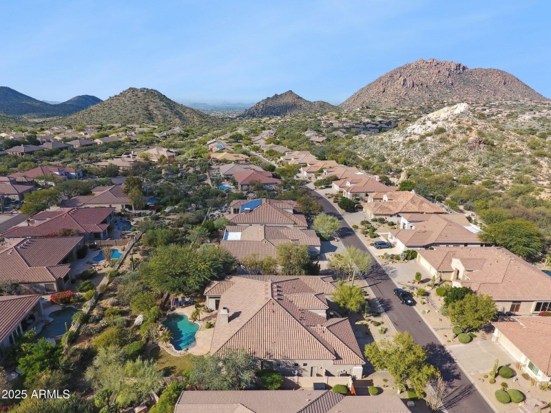 62-web-or-mls-11935-e-parkview-ln