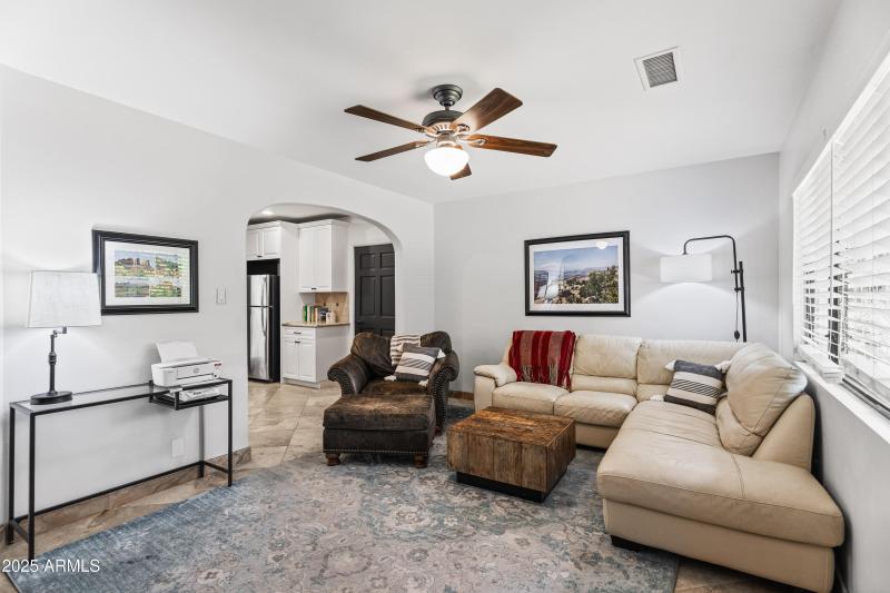 Guest House (6 of 11)