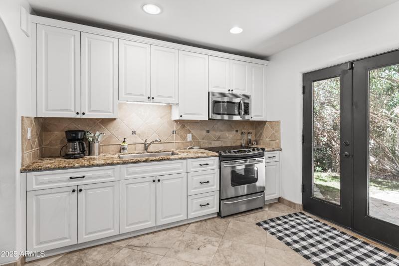 Guest House (8 of 11)