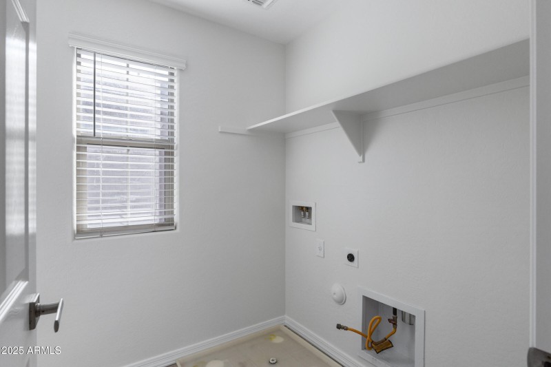 8250 E Inverness Ave-25