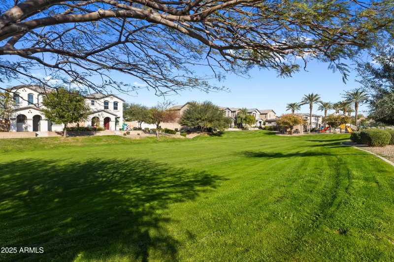 Heritage Crossing Community