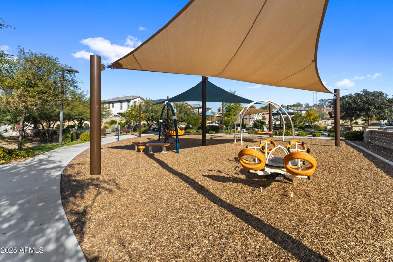 Heritage Crossing Community