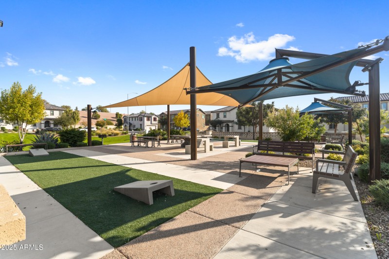 Heritage Crossing Community