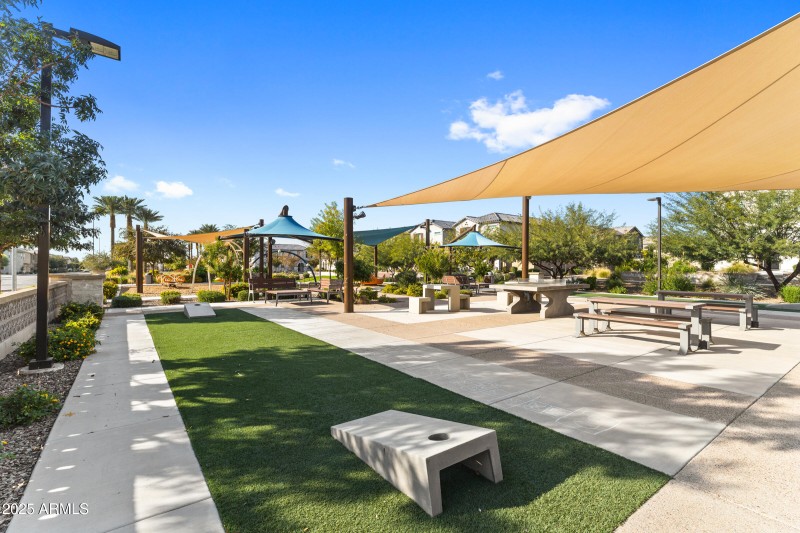 Heritage Crossing Community