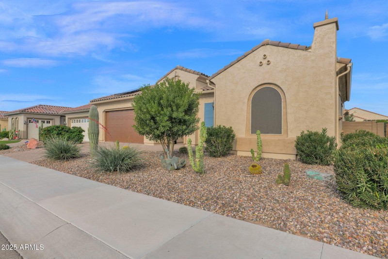 7794 Willow - 03Exterior