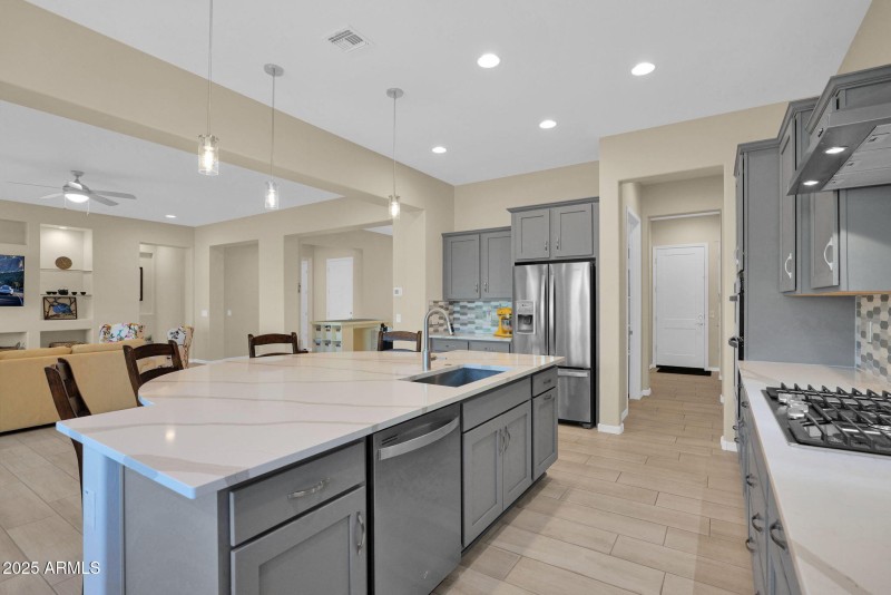 7794 Willow - 18Kitchen