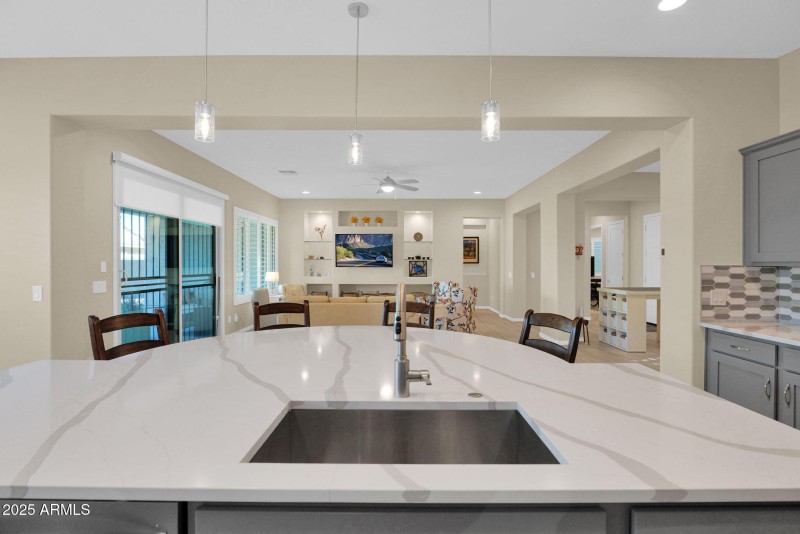 7794 Willow - 19Kitchen Island
