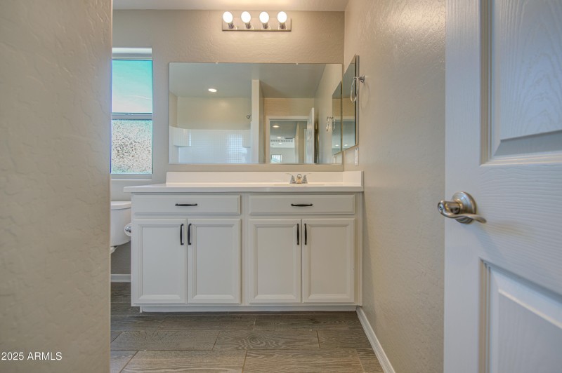 Upstairs Common Area Bathroom